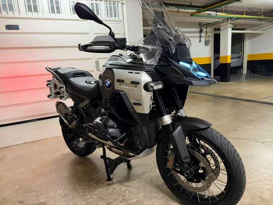 BMW-R 1300 GS ADVENTURE TRIPLE BLACK-2025