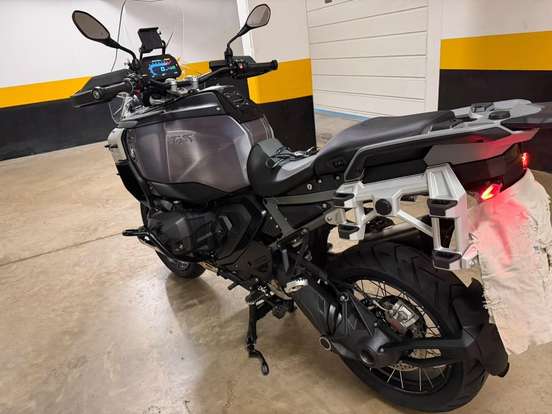 BMW-R 1300 GS ADVENTURE TRIPLE BLACK-2025