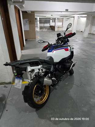 BMW-R 1300 GS ADVENTURE TROPHY-2025