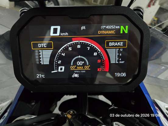 BMW-R 1300 GS ADVENTURE TROPHY BMW-R 1300 GS ADVENTURE TROPHY-2025