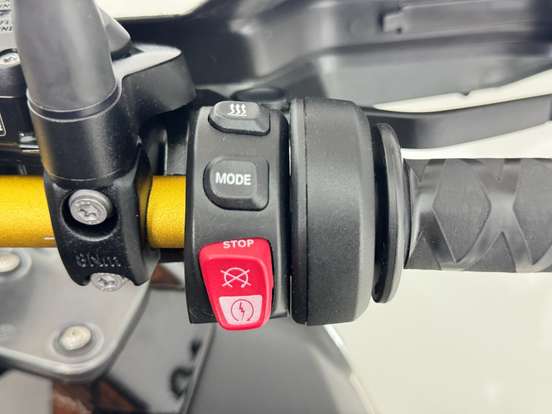 BMW-R 1250 GS ADVENTURE PREMIUM 40 ANOS BMW-R 1250 GS ADVENTURE PREMIUM 40 ANOS-2022