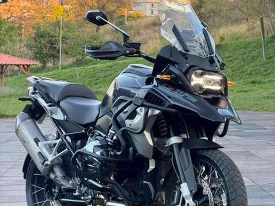 BMW-R 1250 GS TRIPLE BLACK BMW-R 1250 GS TRIPLE BLACK-2023