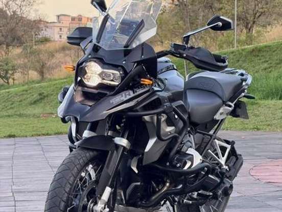 BMW-R 1250 GS TRIPLE BLACK BMW-R 1250 GS TRIPLE BLACK-2023