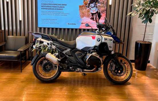 BMW-R 1300 GS ADVENTURE TROPHY-2025