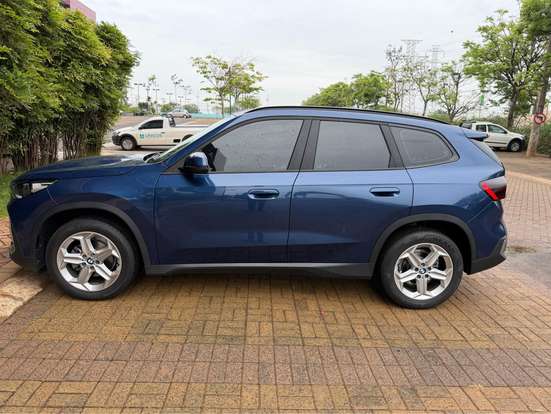 BMW-X1-2022
