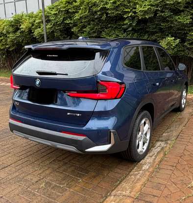 BMW-X1-2022