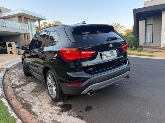 BMW-X1-2.0 16V TURBO ACTIVEFLEX SDRIVE20I GP 4P AUTOMÁTICO BMW-X1-2018
