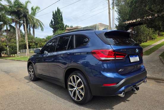 BMW-X1-2022