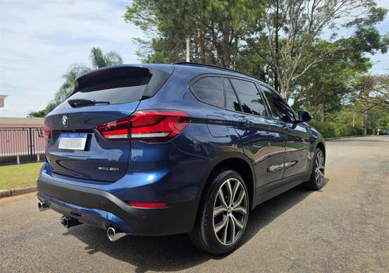 BMW-X1-2022