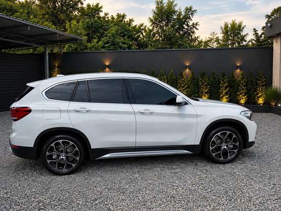 BMW-X1-2.0 16V TURBO ACTIVEFLEX SDRIVE20I X-LINE PLUS 4P AUTOMÁTICO BMW-X1-2021
