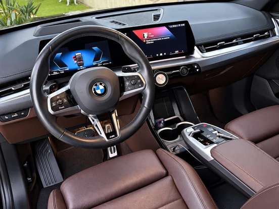 BMW-X1-2.0 16V TURBO GASOLINA SDRIVE20I M SPORT STEPTRONIC BMW-X1-2024