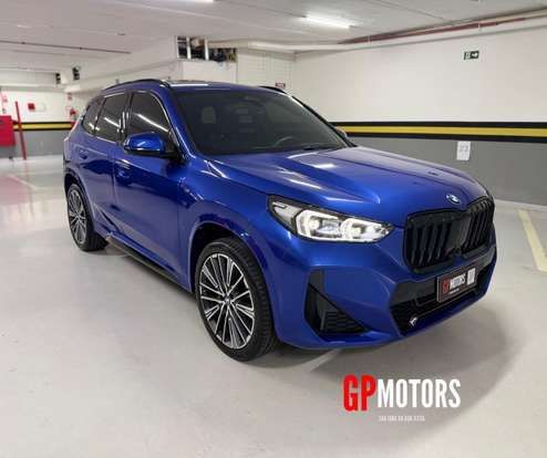BMW-X1-2024