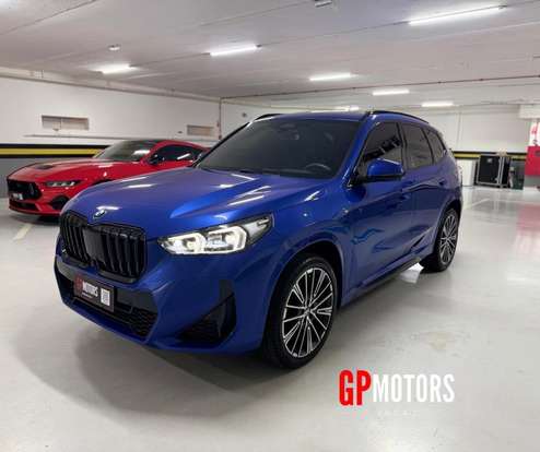 BMW-X1-2024