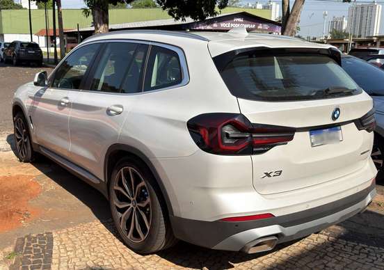 BMW-X3-2024