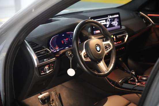 BMW-X4-2023