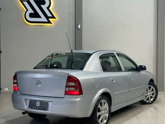 CHEVROLET-ASTRA-2.0 MPFI ADVANTAGE SEDAN 8V FLEX 4P MANUAL CHEVROLET-ASTRA-2011