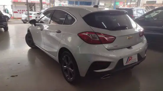 CHEVROLET-CRUZE-2017