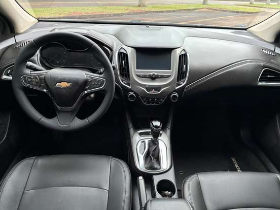 CHEVROLET-CRUZE-2018