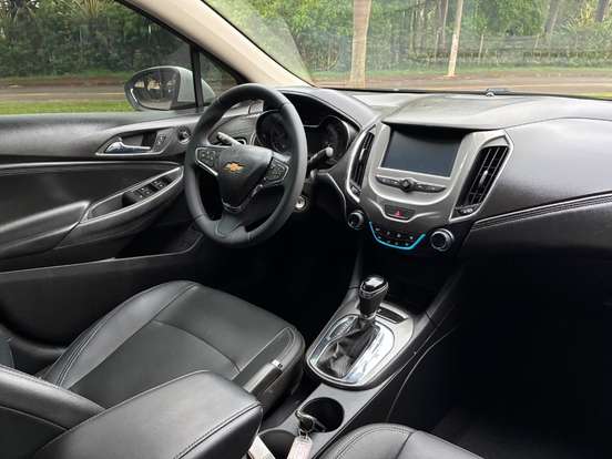 CHEVROLET-CRUZE-2018