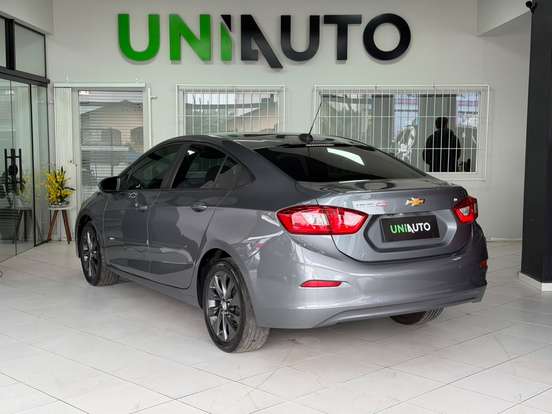 CHEVROLET-CRUZE-2019