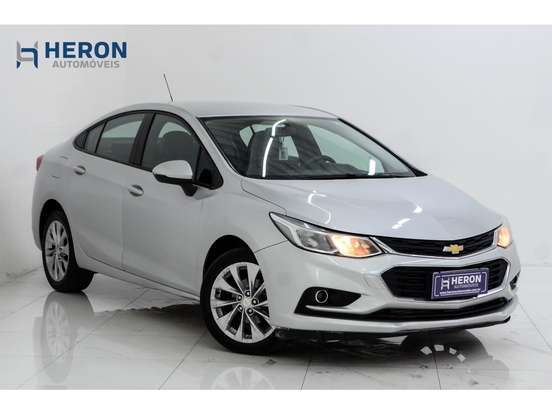 CHEVROLET-CRUZE-2018