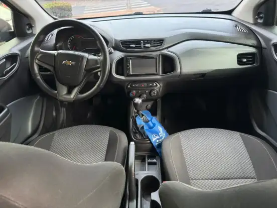 CHEVROLET-ONIX-2019