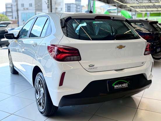 CHEVROLET-ONIX-2024