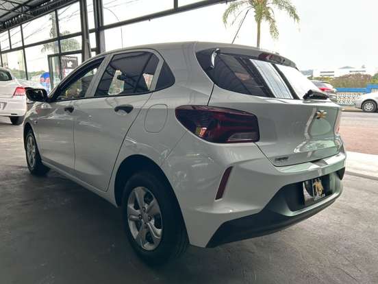 CHEVROLET-ONIX-2021