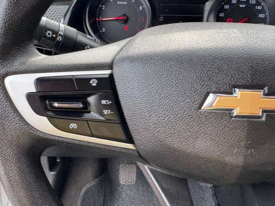 CHEVROLET-ONIX-2022