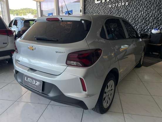 CHEVROLET-ONIX-2022