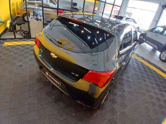 CHEVROLET-ONIX-1.4 MPFI LT 8V FLEX 4P MANUAL CHEVROLET-ONIX-2018