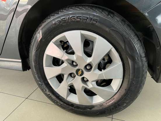 CHEVROLET-PRISMA-2016