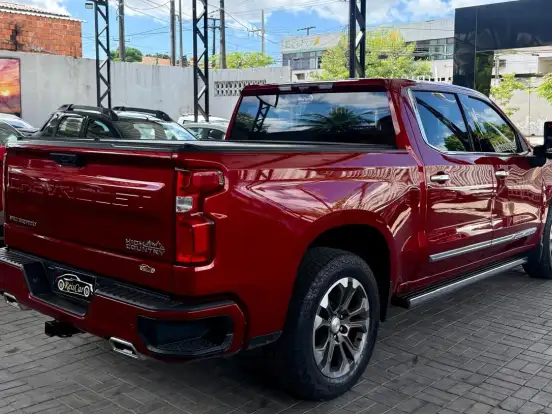 CHEVROLET-SILVERADO-5.3 V8 GASOLINA 1500 HIGH COUNTRY 4X4 AUTOMÁTICO CHEVROLET-SILVERADO-2023