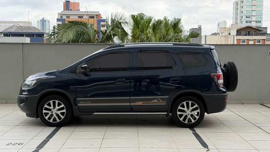 CHEVROLET-SPIN-1.8 ACTIV 8V FLEX 4P AUTOMÁTICO CHEVROLET-SPIN-2017