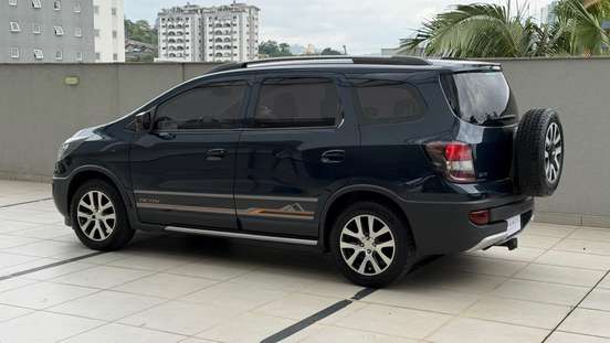 CHEVROLET-SPIN-2017