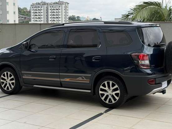 CHEVROLET-SPIN-1.8 ACTIV 8V FLEX 4P AUTOMÁTICO CHEVROLET-SPIN-2017