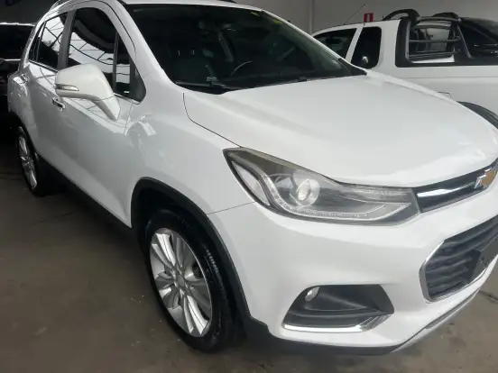 CHEVROLET-TRACKER-2017