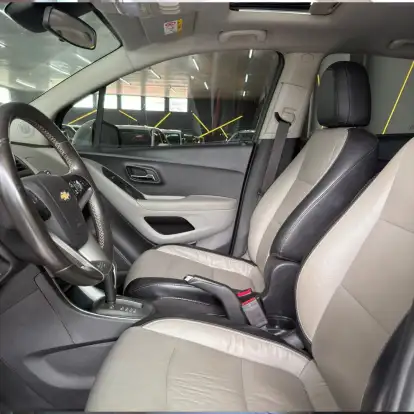 CHEVROLET-TRACKER-2015