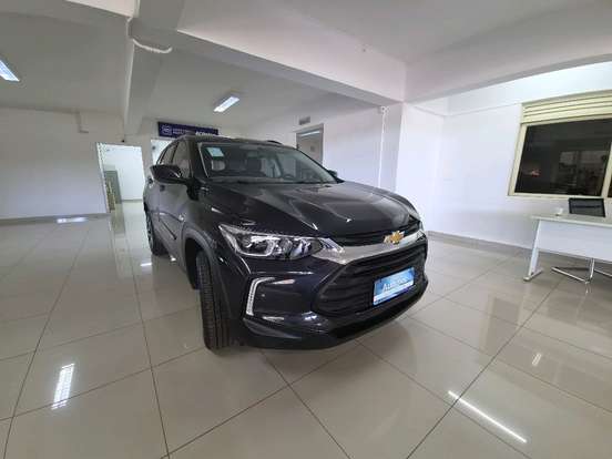 CHEVROLET-TRACKER-2023