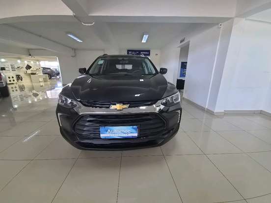 CHEVROLET-TRACKER-2023
