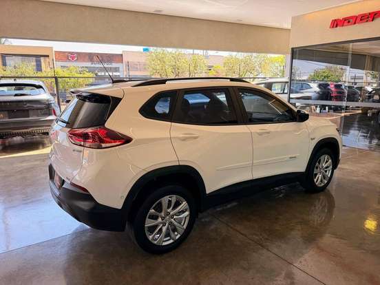 CHEVROLET-TRACKER-2021