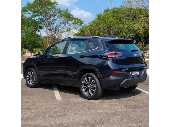 CHEVROLET-TRACKER-2025