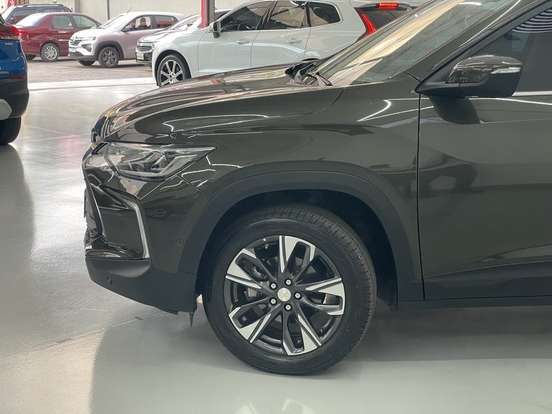 CHEVROLET-TRACKER-2024