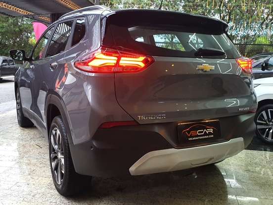 CHEVROLET-TRACKER-2022