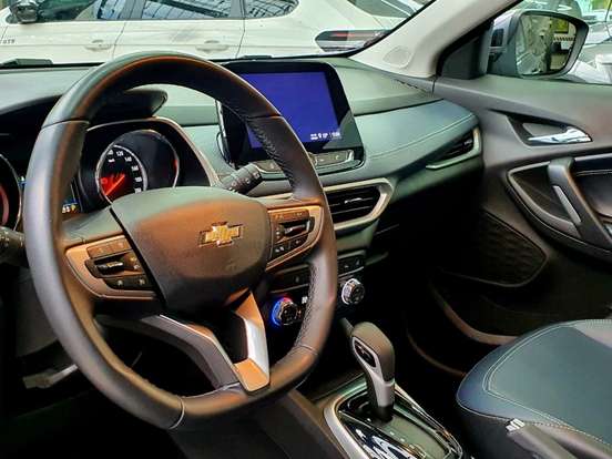 CHEVROLET-TRACKER-2022