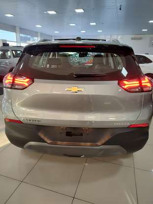 CHEVROLET-TRACKER-2026
