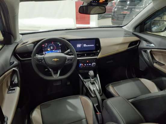 CHEVROLET-TRACKER-2025