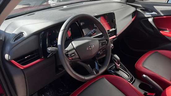 CHEVROLET-TRACKER-2025