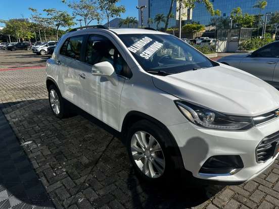 CHEVROLET-TRACKER-2017