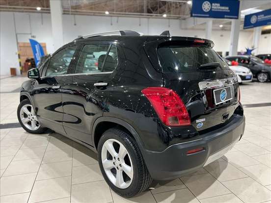 CHEVROLET-TRACKER-2016